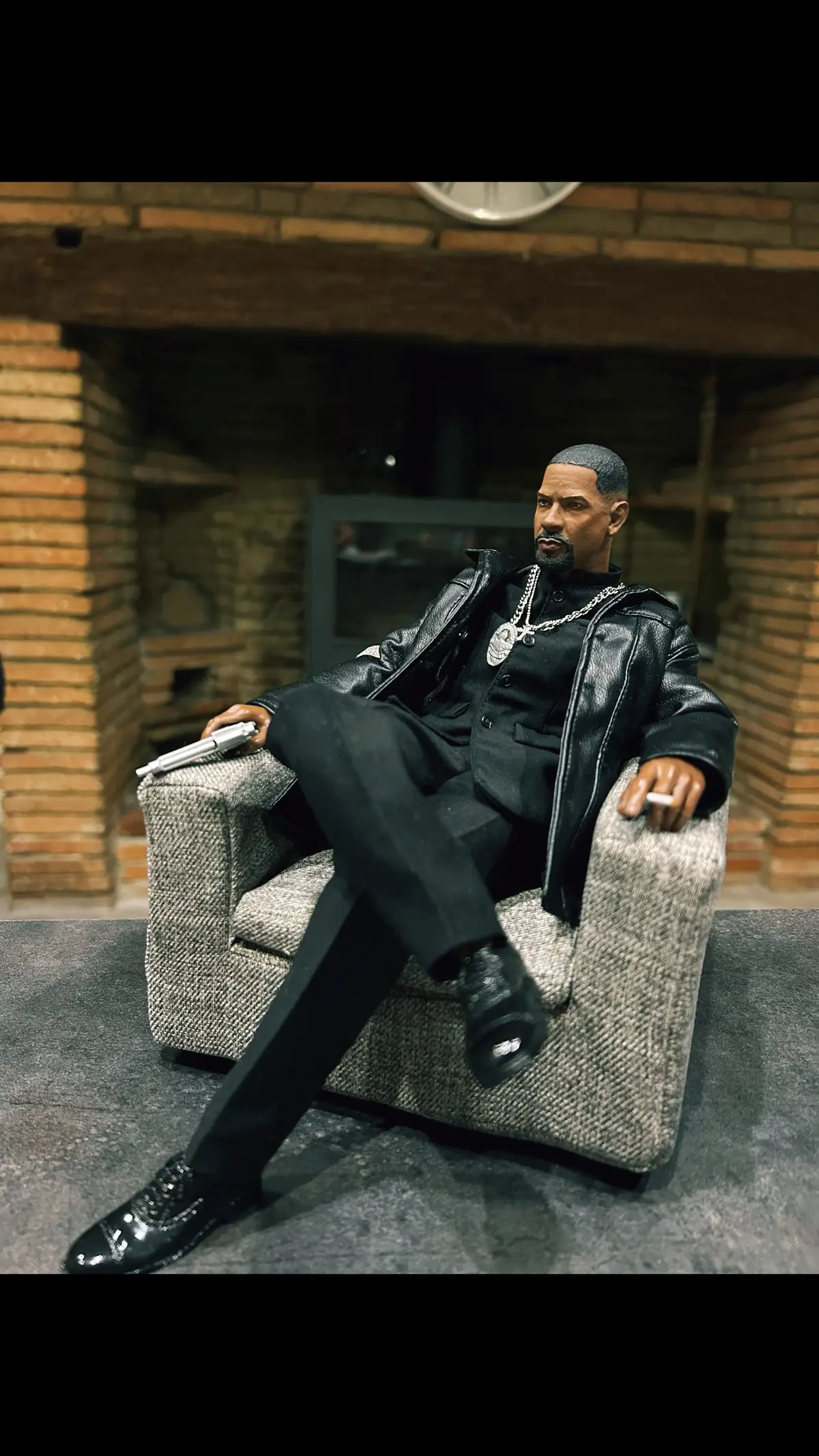 #denzelwashington #onesixthscale #figure #figurine #art #hottoys #collection #followme #movies #custom #style 