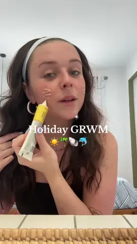 GRWM on holiday 🌞🌴  Products: @Garnier vitamin C daily uv @Fenty Beauty we’re even concealer @Pixi Beauty on the glow blush  @collectioncosmetics contour wand  @Trigwell Cosmetics powder puff @Benefit Cosmetics UK fanfest mascara  @Kylie Cosmetics matte palette  @nyxcosmetics_uk lipliner ‘nude truffle’ @maccosmetics modesty @Olehenriksen pout preserve  #holidaymakeup #holidaygrwm #grwm #garniervitaminc #pixiblushstick 