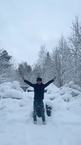 #GamingOnTikTok > 73 đang ở🇳🇱 ngày vừa quen nhau mới đó mà 9 năm rồi nhanh thật 