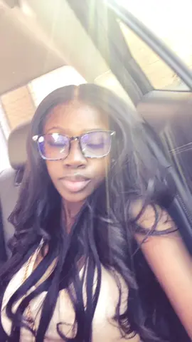 😘 #fyp #gluelesswig 