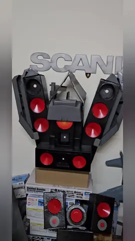 skibidi toilet Titan Speakerman head renew #skibiditoilet #TitanSpeakerman #dafuqboom #cosplay #DIY #手工 #泰坦音響人 #馬桶人 