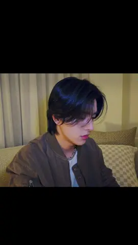 JAKE LISTENING TO LAUFEY ON HIS LIVE!! HE IS SK PERFECT #enhypen #jake #jakesim #jakeenhypen #fyp #foryou #foryoupage #fypシ #kpop #kpopfyp #luvforwonie @enhypen @laufey 