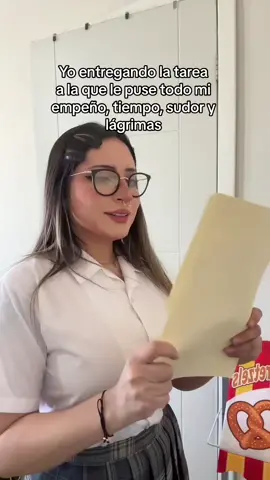 Jajajaja a todos nos ha pasado si o no? 😂🥹 cdts: @✨Ren PC✨ #asmrvideo #humortiktok #humorespañoltiktok #humorestudiantes😂❤ #estudiantesdemedicina #estudiantescomedia #estudianteshumor#comedia