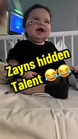 Zayn has a special little song and dance that he loves 😂😂 #foryoupage❤️❤️ #livertransplantbaby #zaynsstory #sweetboy #dialysiswarrior #fyp #PICU #biliaryatresia #foryoupage #fighter 