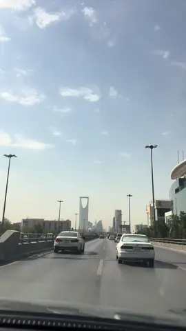 #تدور_الارض #طريق_الملك_فهد #الرياض_الان #الجمعه 