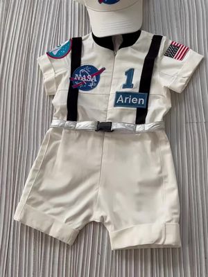 PERSONALIZED BABY ASTRONAUT COSTUME #NASA #nasabirthdaypictures #nasabirthday #1stbirthdayparty #birthdayoutfit #astronaut #astronauttheme #birthdaythemeideas #halloweencostumes #halloweencostumeideas #babybirthday #birthdayboy #birthdaygiftsideas #BABYSHOWERGIFT