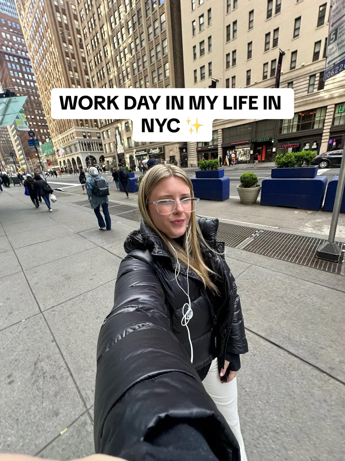 work day in my life as a merchandise assistant for luxury skincare in nyc ✨ #workdayinmylife #newyork #luxuryskincare #ysllibre #fragrance101 #nyc 