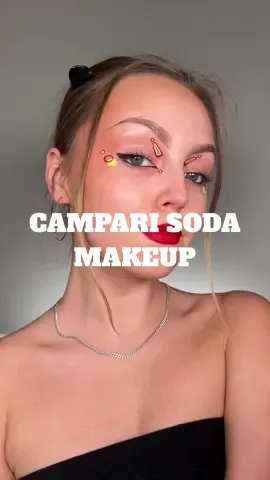 Some Campari Soda inspired makeup from a funky vintage keychain ♥️🍊  