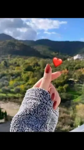 #بشتقلك_كل_رفة_عين #نجوى_كرم #🇱🇧lebanon #🥰🥰🥰🥰❤️❤️❤️ #like #follow #explore #فيديوهات #تصميمي #ذوقي_للناس_الرايقه #i_love_you 