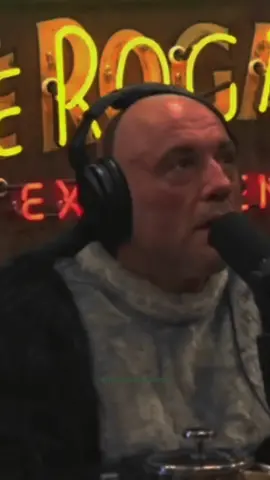 Whats going on in canada? #canada #canadian #whatshappening #whatsup #country #northamerica #vaccine #life #joerogan #podcast #joeroganpodcast #interesting #interestingfacts 