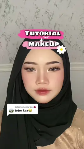 Membalas @Lds🍇 komuk lagi breakout bet ampunn🥲🙏#tutorialmakeup #tutorial #makeuplook #tutorials #makeupgraduation #makeupwisuda #fyp #foryoupage #4ypシ #4upage 