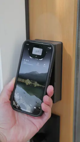 Apple Home Key is so awesome! I’ve used quite a few smart locks before and I’d have to say, the Aqara Smart Lock U100 is by far my favorite. It’s affordable and integrates seamlessly with my home automation and Apple Home Key makes it so convenient! How many ways can you unlock? ✔️ Apple Home Key ✔️ Aqara App ✔️ Apple HomeKit ✔️ Voice Assistant (Alexa/Google) ✔️ Biometric ✔️ Touchscreen Keypad ✔️ Hidden Mechanical Key Hole ✔️ NFC Card (sold separately) 🔗 Link in bio for details @Aqara LLC #aqara #smartlock #applehomekey #applehomekit #homeautomation 