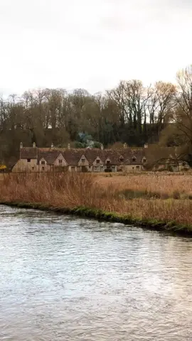 Sleepy village mood ☺️✨#villages #cotswolds 