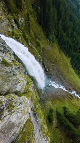 Can’t wait to go back to Switzerland ☺️  #swiss #fpv #drone #waterfall 