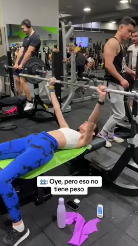 Pues yo no puedo ni con la barra Vídeo cedido por @lucía🧡  #entrenaniento #gimnasio #viral 