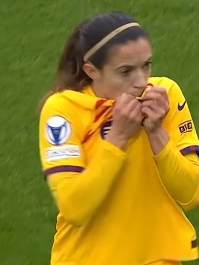 Tenía que ser ella, tenía que ser LA BALÓN DE ORO 🔵🔴 Aitana Bonmantí pone patas arriba Stamford Bridge igualando la eliminatoria para el @fcbfemeni 🔥 #TikTokDeportes #deportesentiktok #tiktokfootballacademy #barcelona #fcbarcelona #aitanabonmati #futbol #football #barça
