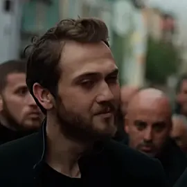 Yamaç oğlum nolur artık dönün şu mahalleye #yamaçkoçovalı #çukur #arasbulutiynemli #çukurdayız #keşfet 