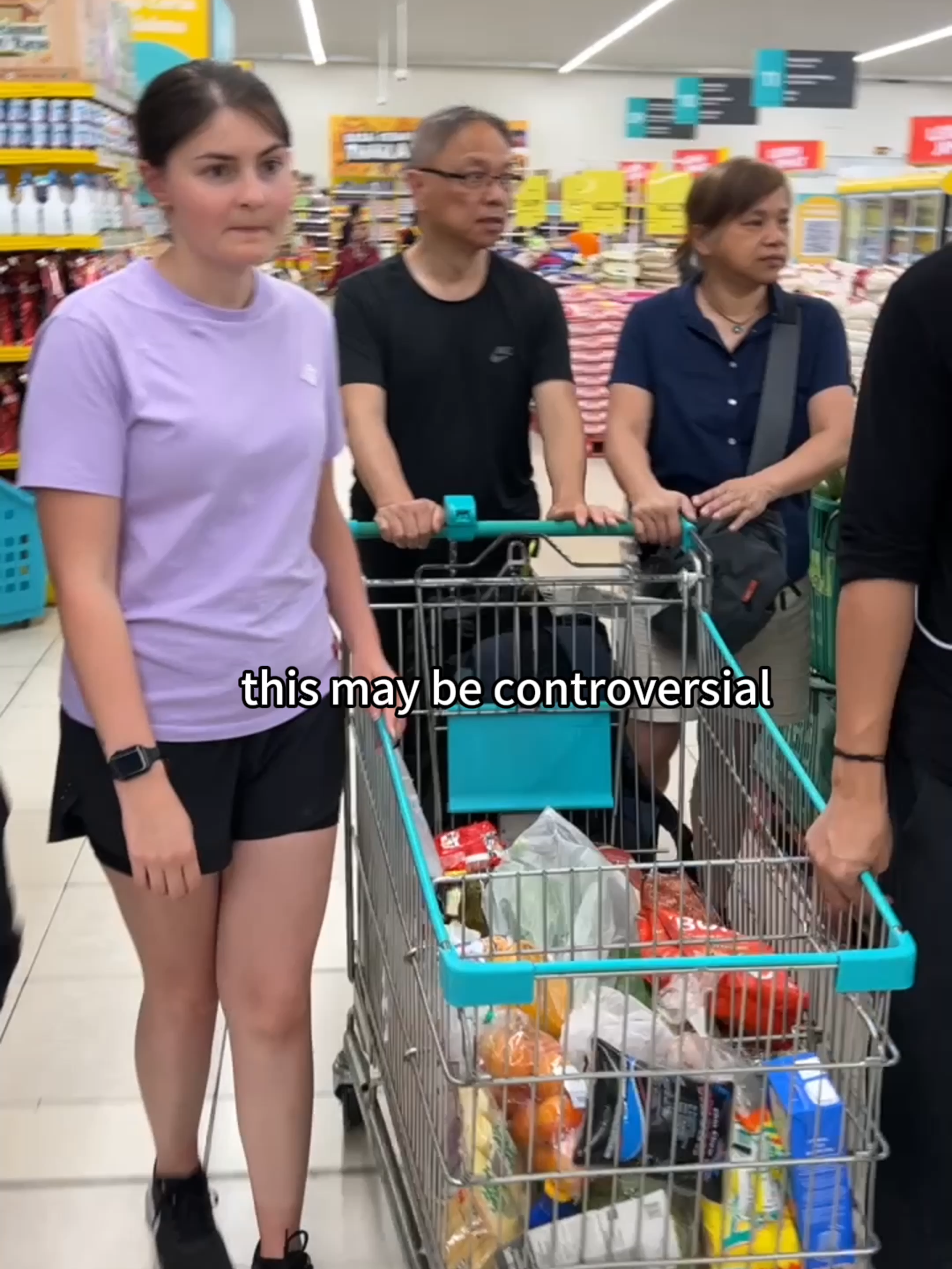 First time in a Malaysian supermarket 🛒 #travelabroad #malaysia #tourists