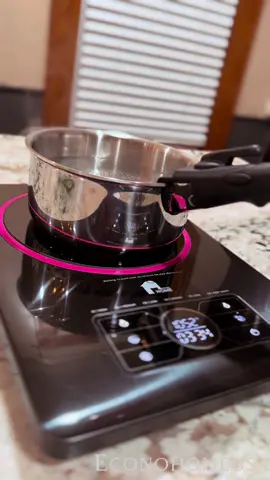 From the moment I laid my hands on the new Portable and Stylish Super Conductive Cooker, I knew my culinary adventures were about to reach new heights! This sleek marvel from @econohomeusa not only elevates the aesthetics of my kitchen but also revolutionizes the way I cook. With its super conductive technology, cooking becomes a breeze - fast, efficient, and oh-so-delicious! Whether I'm in my kitchen or on the go, this portable cooker never fails to impress. #econohome#kitchenproducts #kitchen#cooker #cooking #womenlife#partnership 