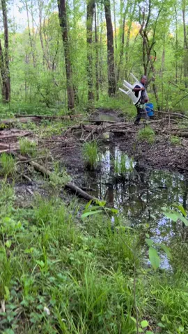 My sister sent me this the other day🙄 “Bien, bien caido” 😅 #fishing#fishinglife #trending#trendingvideo#funny#viralvideo#viral#viraltiktok#notcool#falling#caido#funnyvideos 