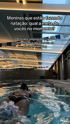 Comecando minha swimming era, e vocês? #swimminglessons #swimming #runtok #triathlon #swimmingtime #runninggirl #runninggirlies #runner #natacaoiniciantes #natacaobrasil 