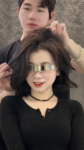 Khi thợ tóc làm tóc cho thợ tóc #ngamgaixinh #cute #tocxinh #xuhuong 