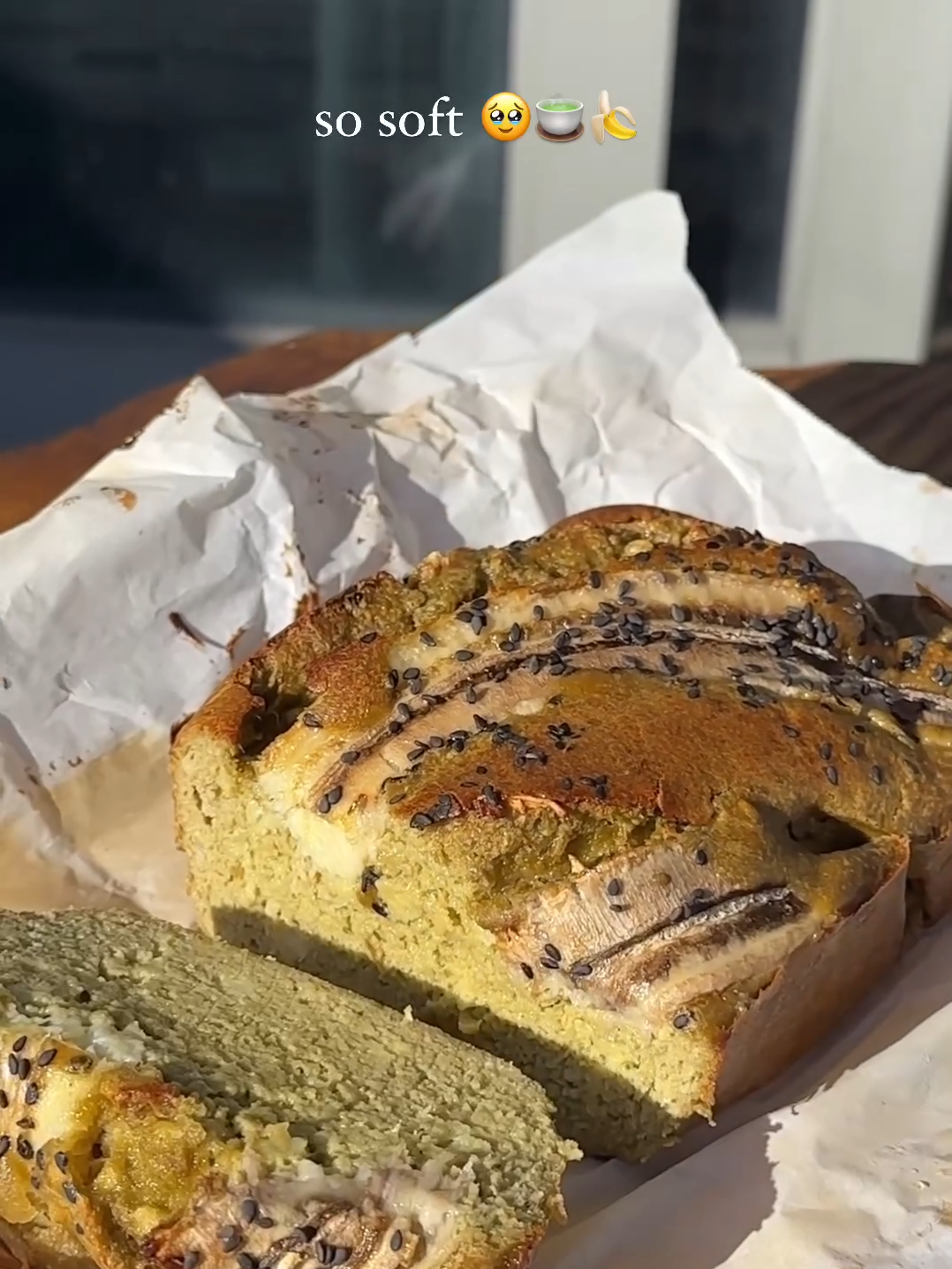 (NO FLOUR OR SUGAR) MATCHA BANANA BREAD   This recipe is so simple and took me 10 mins to prep. Pop the batter in the oven for 45 mins, have a coffee and a social media scroll and before you know it, boom IT”S READY! Find the recipe in my instagram at link in bio. #matcha #matchabananabread #healthyrecipes #baking #bakingrecipes