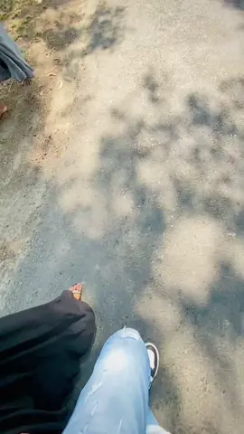 হয়তো তোমাকে ইমপ্রেস করার মত সুন্দর   চেহারা নেই🥺 কিন্তু তুমাকে ভালোবেসে আগলে রাখার মতো একটা মন আছে 🙂