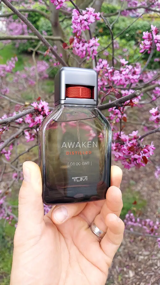 Hi Fragfam!!! My sotd is Tumi Awaken Distilled. It was launched in 2023. Official Notes are: Top: Italian Mandarin, Bergamot, Grapefruit, Coriander Middle: Black Lavender, Clary Sage, Fir Needle, Cyprus Base: Amberwood, Olibanum, Patchouli, Cedarwood Awaken Distilled is a vibrant, bright, and uplifting citrus and aromatic fragrance. It's a versatile and captivating fragrance that really shines in the warmer weather. A Note From the Brand: Awaken Distilled [08:00 GMT] TUMI Extrait de Parfum is an intensified version of our original AWAKEN [08:00 GMT]. The woodsy citrus scent is a bold blend of Italian mandarin, bergamot, black lavender, amberwood, patchouli and cedarwood. Have you tried Awaken Distilled or anything else from Tumi? What is your sotd? Go to https://so-avant-garde.com/ to see all the amazing niche and luxury brands they offer. Use code PRINCE20 for 20% off your order. @TUMI @So Avant Garde  #tumi #tumitravel #soavantgarde #fyp  #foryou #tiktok #nature #review #like #Love #follow #viral #trending #parfume #music #cologne #perfume #beauty  #fashiontiktok #teamoversprayers #fragrance #fragrances #fragrancetiktok #perfumes #perfumetiktok #perfumetok #parfum #parfumviral #parfumtiktok #fragranceknowledge #jeremyfragrance #scentgasm #fragrantica #smellgood #nicheperfume #nichefragrance 