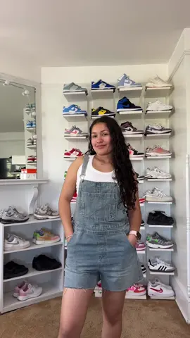 ☁️🌺comfy and cute🌺☁️ #fyp #fypツ #foryou #foryoupage #parati #viral #OOTD #outfit #fashiontiktok #outfitinspo #spring #springoutfit #ootd #sneakers #nike #sneakerhead #girls #girly #girlytok #tulip #tulips #girlssupportinggirls @Nike 