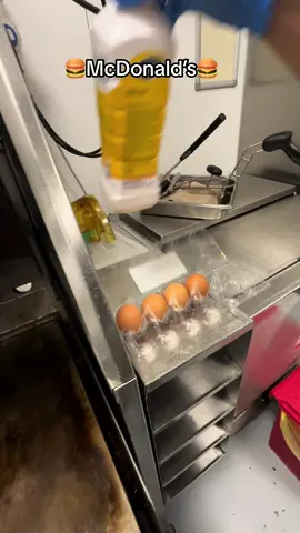 Donnez des idées de burgers à créer 🍔#mcdonalds#tiktok#pourtoi#fyp 