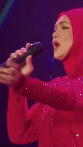 Dato Sri Siti Nurhaliza | Azimat Cinta#lipsync #kenanganmengusikjiwa #lagulamakenangannostalgia #liriklagu #shortvideo #jiwang80an90an 