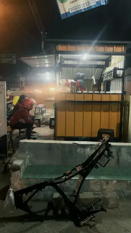 awal mula kehancuran laki² 