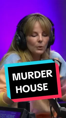 what would she have seen...? 😱 #ghosthuns #podcastclips #creepytok #scarystories #spooky 