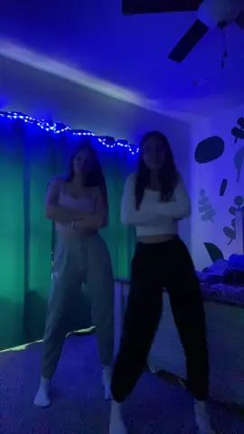 🥶🧢💙🦋🐟🐳🥏🦕