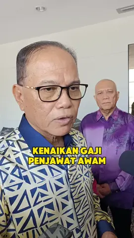 Kenaikan gaji penjawat awam. Kerajaan Negeri Pahang akan selaraskan dengan Kerajaan Persekutuan. -Dato' Sri Wan Rosdy bin Wan Ismail Menteri Besar Pahang. #kenaikangaji #kenaikan #gaji #penjawatawam #pekerja #kerajaanpersekutuan #kerajaannegeripahang #naikgaji #selaras #pmx #menteribesar #pahang @tokwan 