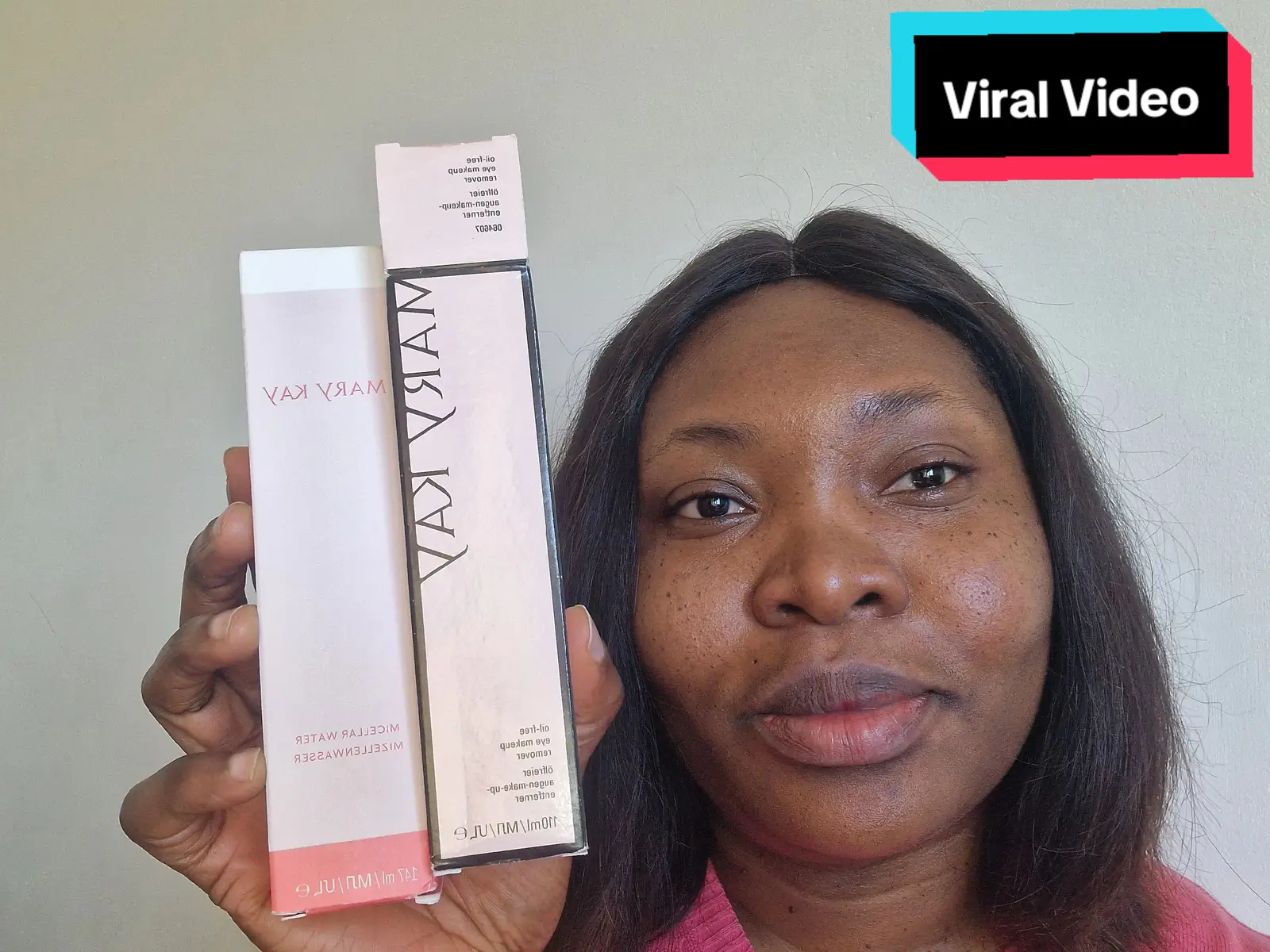 1000 views and 2 likes, I'm not upset, but THANK YOU for following me. 😊 ☺️ 😘 😄 💖  #fyp  #tiktok  #tiktokviral  #SmallBusiness  #smallbusinesscheck  #makeup  #makeuphacks  #skincaremusthaves 