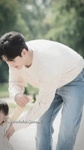 vibes nya udh kayak keluarga bahagia beneran inimah🥹😭 #queenoftears #kdrama #kimsoohyun #kimjiwon #couple #fyp #fypシ 