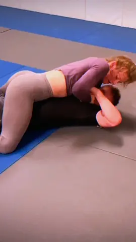 #grapplinggirls #wwewomen #struggling #oktoberfest #girlfails #fypシ #foryou 