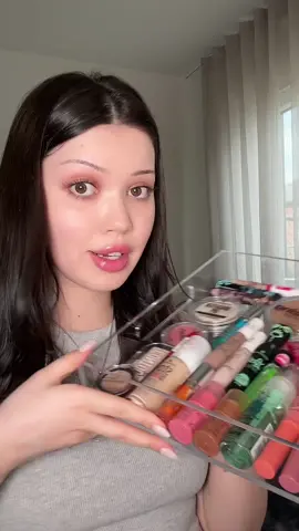 Full face of essence cosmetics with my honest thoughts❤️ one of the most affordable makeup brands and they have some amazing products❤️ #fullfaceofessencemakeup #fullfaceofessence #essence #affordablemakeup #ratingessenceproducts 