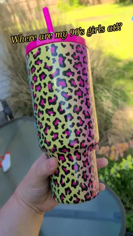 Where are my 90's girls at!? #mom #90s #tumbler #drink #momtok #meoky 