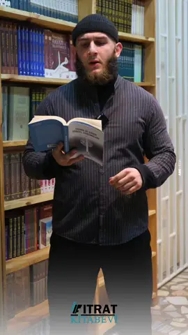 Tevhid ve Şirkin Güncel Yansımaları  Hussein Rada Laryy el Kuveyti kitabından kısa kesitler 1 📚 Fıtrat Kitabevi 📖 🔖 OKU Cahil kalmamak için 🔖 YAŞA Bilgili cahil olmamak için 🔖 ANLAT Dünyayı aydınlatmak için 📖 #Oku اقرا  👥 Yaşa اعمل  🗣️ Anlat بلغ #FıtratKitabevi #OkuYaşaAnlat 📚 Kitap oku 🍵 Çay  iç ☕ Kahve iç 👥 Muhabbet et 🛒 Kitap satın al 📞 0552 508 44 34 🌐 Https://fitratkitabevi.com 🌍 Gürsel Mh. #Kağıthane #istanbul . . . .  .  #lailaheillallah #hadis #Kitap #Allah #Peygamber #Peygamberimiz #tagut #şirk #dua #Kitabevi #dualar #islam #hadisler #İslamikitap #allahuekber #ayetler #fıtrat #ibadet #ayet #tevhid #iman #zikir #namaz #kulluk 