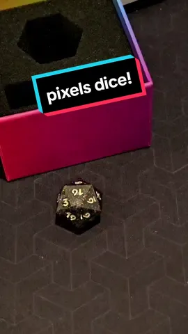 forgot I'd ordered this! Loving the lights #pixelsdice @Pixels - Electronic Dice ✨🎲 