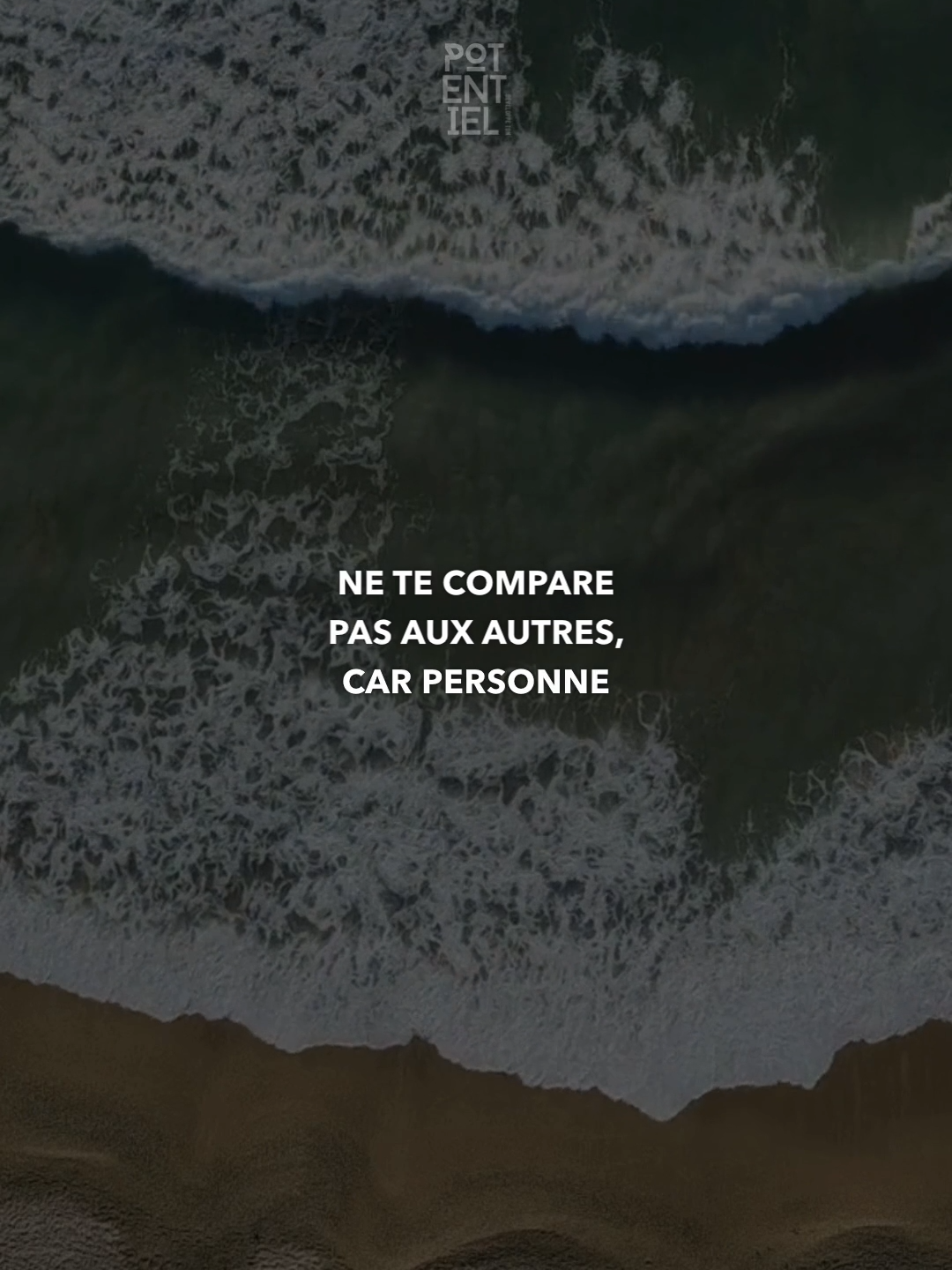 Sois fier de qui tu es. Ne te compare pas aux autres, car personne ne peut jouer ton rôle mieux que toi.   #citation #vie #vérité #réfléchir #texte #developpetonpotentiel