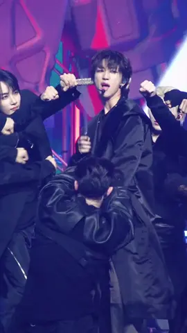 SEVENTEEN THE8 