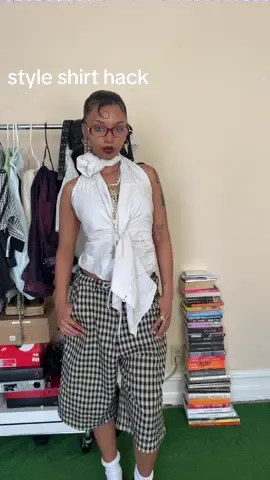 i just saved money instead of buying many shirts #fashionstyling #fashiontiktok #styling #stylehacks 