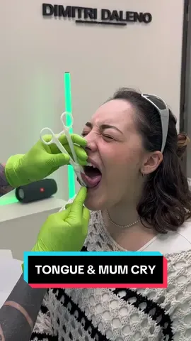 BUT SURPRISE! Did your mom start crying? #tongue #tonguepiercing #piercer #piercings #piercing #piercer #pierced #piercingstudio #pierced #dimitridaleno #anxiety #mum 