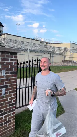 I’ll NEVER forget how I felt after walking out of prison, hugging my Dad, and deeply exhaling! 😮‍💨  That breath represented everything I had held within for 8 LONG YEARS!! 📆 All the pressure and stress of not being able to even fathom or comprehend what serving an 11.5 year federal sentence would look like! ⛓️ Not being able to see my family, live out my full potential, the solitary confinement, getting shipped on ConAir all across the country … all of it!! 😣 It’s crazy to think about because I went to prison as kid, at just 20 years old! Yet wouldn’t change a thing!  My mindset can be summed up by the belief that the Universe is always conspiring to help me! 💯 I operate from a level of deep gratitude, as I see my entire life as EXTRA CREDIT, yet also refusing to ever settle and always pushing myself to reach that next level! 🚀 It’s been 6 months since I walked out of that gate, and my life has already changed in ways I couldn’t even have imagined! 🤯 #prison #prisontiktok #jail #foryou #crime #crimestories 