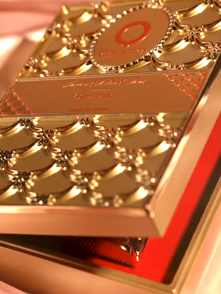 Indulge in the opulence of Orientica Royal Amber Exclusive, a scent that reigns supreme with its rich, luxurious notes. Experience the allure of royalty in every drop. 👑✨ #orientica #RoyalAmberExclusive #luxurylifestyle #perfume #fragrance #orienticaperfumes #losmejores #parfumviral