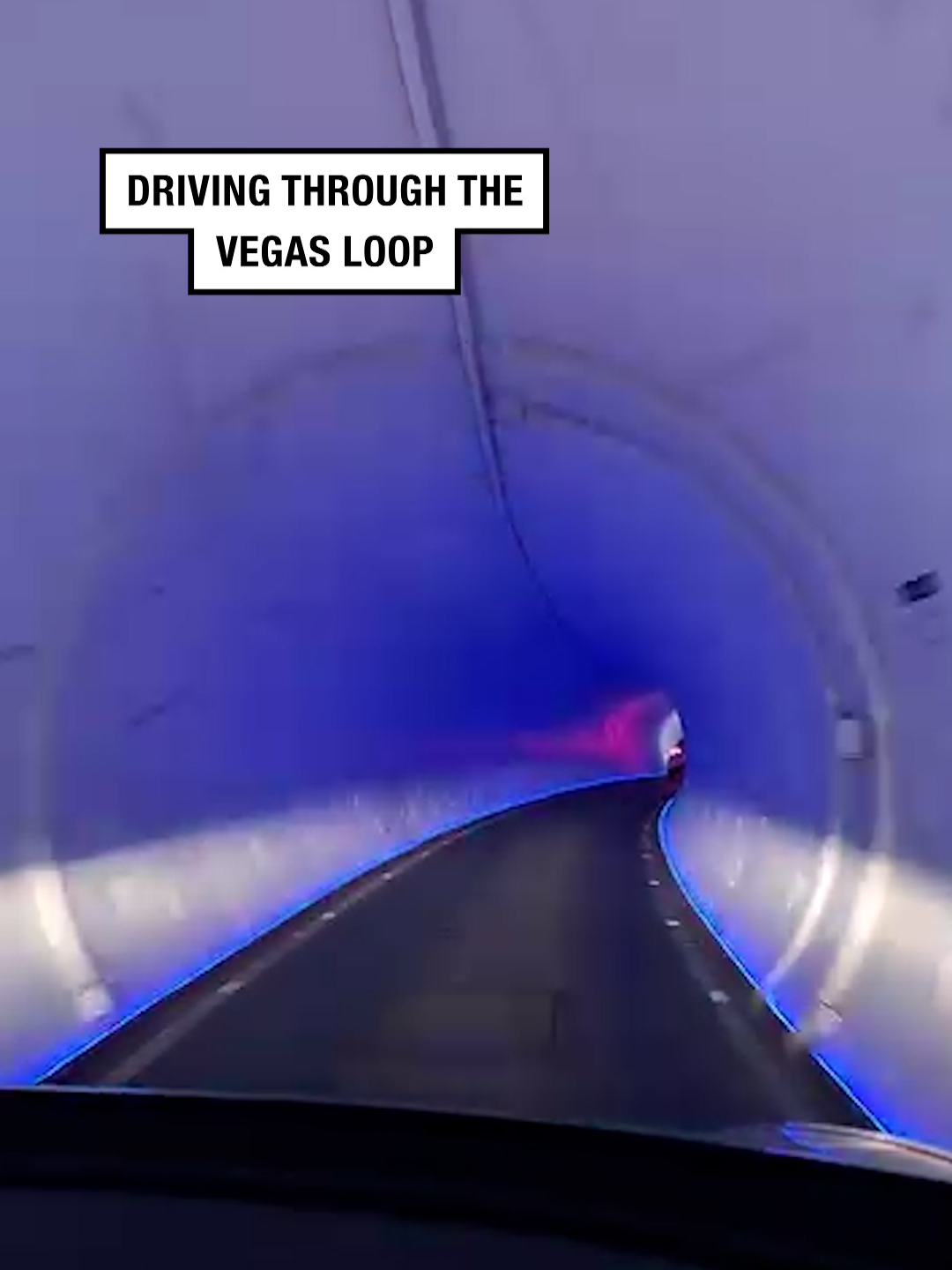 The tunnel is huge! 😮🤯 🎥 lordyaxzin / jasonmurphy73 #UNILAD #lasvegas #tesla #teslamodel3 #tunnel #vegas #lasvegasloop